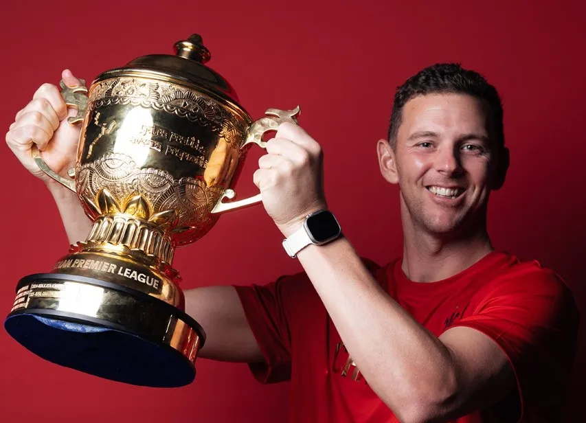 HazleGod Day: आरसीबी फैंस ने जोश हेज़लवुड के 35वें जन्मदिन को बनाया उत्सव